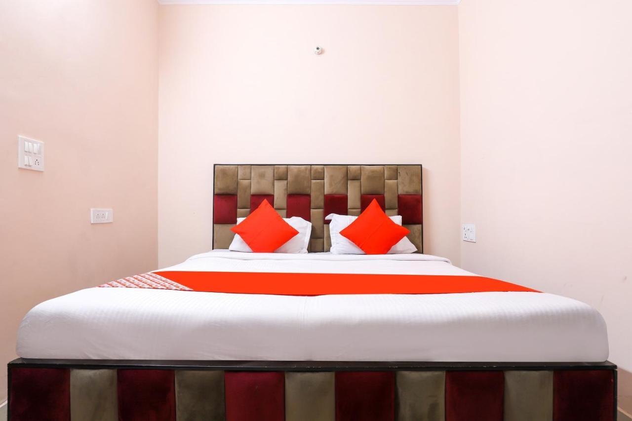 Oyo 77819 Shahdara Inn 新德里 外观 照片