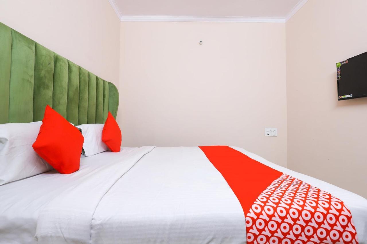Oyo 77819 Shahdara Inn 新德里 外观 照片